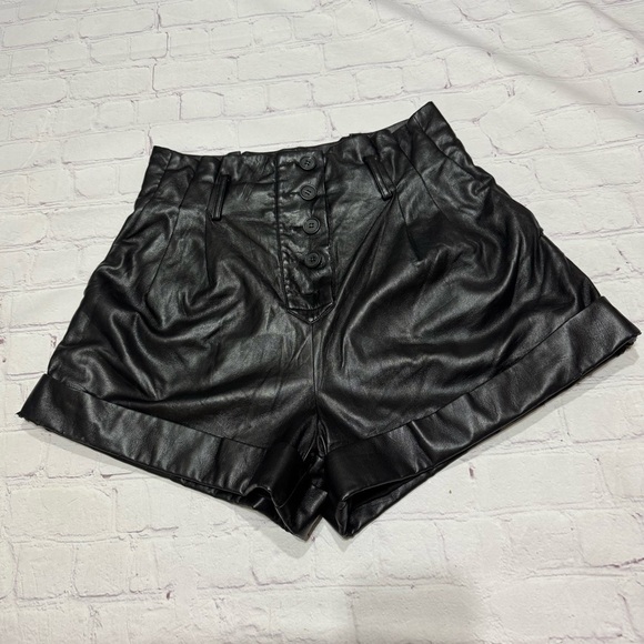 SELF PORTRAIT Black Faux Leather Women's Paper Bag Shorts in size 6 *as is - Picture 1 of 13